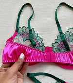 Lingerie Felicity