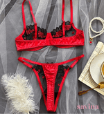 Lingerie Felicity